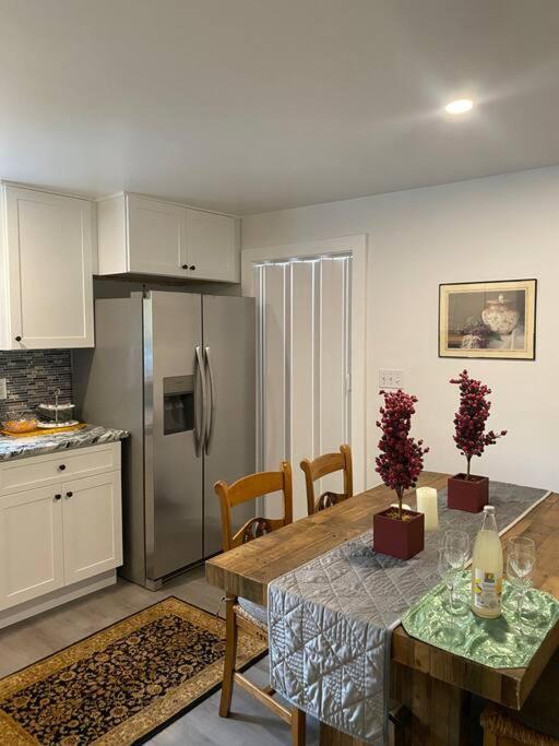 Unique & Peaceful Boston Home Екстериор снимка