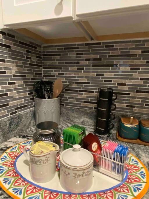 Unique & Peaceful Boston Home Екстериор снимка