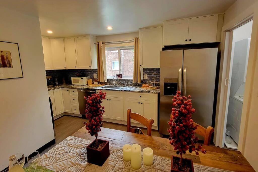 Unique & Peaceful Boston Home Екстериор снимка