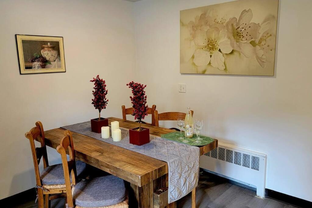 Unique & Peaceful Boston Home Екстериор снимка