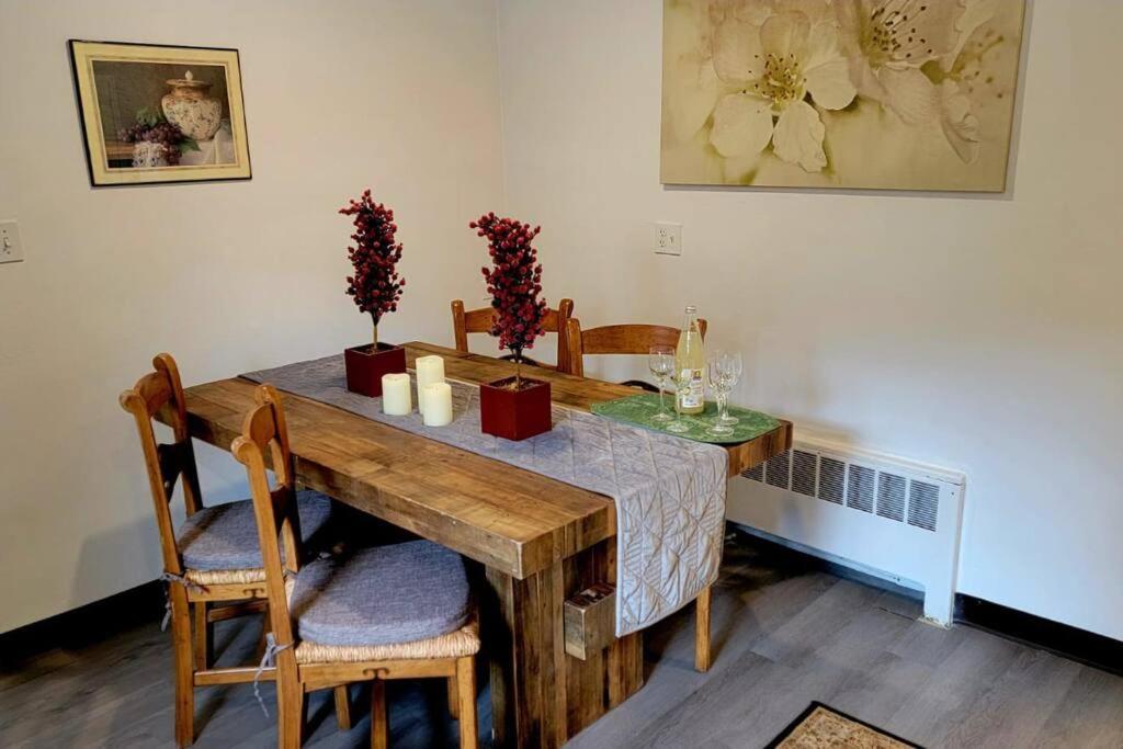Unique & Peaceful Boston Home Екстериор снимка